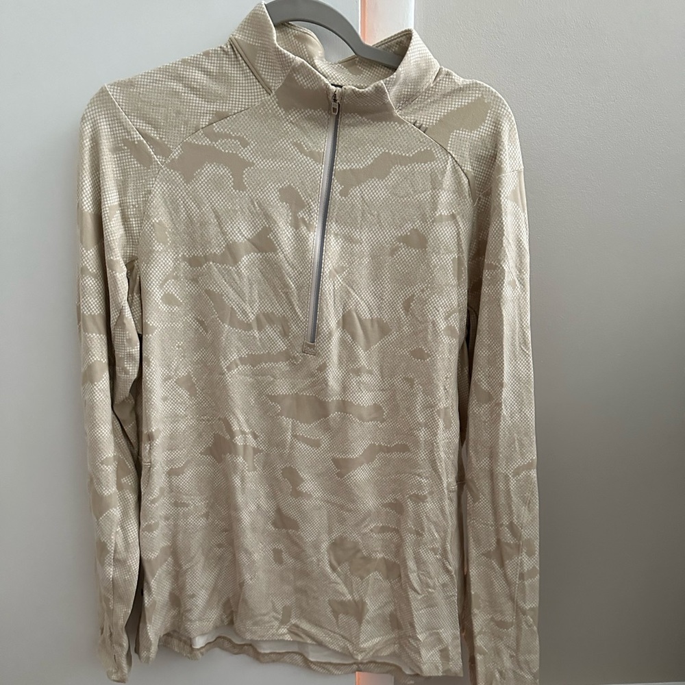 Lululemon surge warm men’s 1/2 zip size large